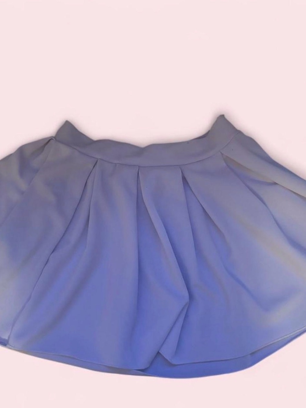 White pleated mini skirt🤍